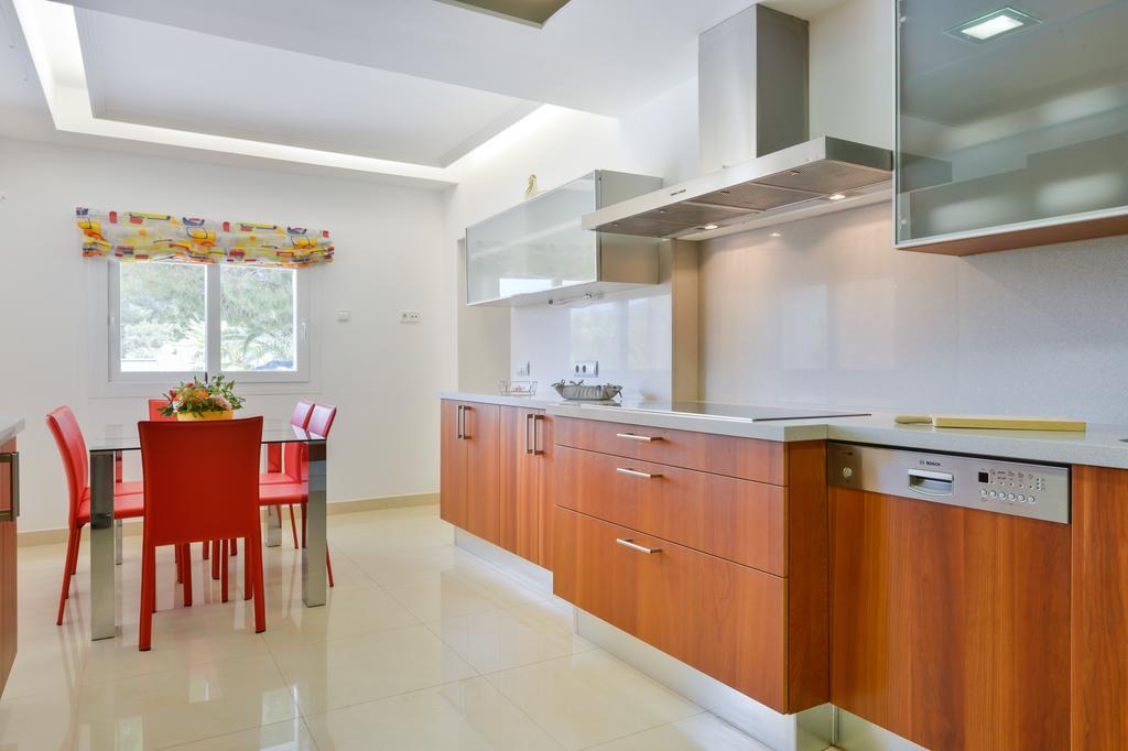 Villa Con Piscina Gigante Sant Francesc de s'Estany Habitación foto